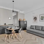 Ven54 -Loreto - Duomo- Modern - Central - Bright