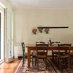 Moscova-Brera Elegante Con Giardino Privato