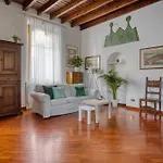 Joivy Spacious Flat, Excellent City Centre Access