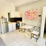 Tarra Place