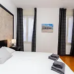 Silver Room