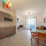Orange - Bhome