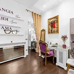 Cozy Apartment Near Central Station By Ndp Rent