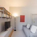 Laurana, 6 Ampio E Luminoso Appartamento Per 6
