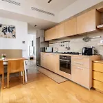 One Bedroom Apartment In Brera