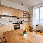 One Bedroom Apartment In Brera
