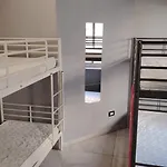 Lion University&Youth Hostel Milano 2