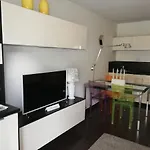 Delightful Two-Room Apartment In Brera