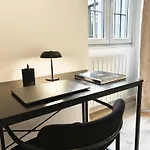 Casa Verga - Exclusive Haven Of Style And Elegance In Moscova