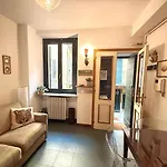 Centric Flat