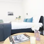 Easylife - Il Tuo Spazio Ideale A Milano
