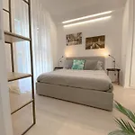 Cardano Suite - 5 Min From Central Station