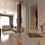 Meta Italy da Silvia