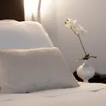 Hotel Mentana, By R Collection Hotels
