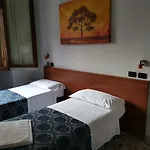Guest House Central Station