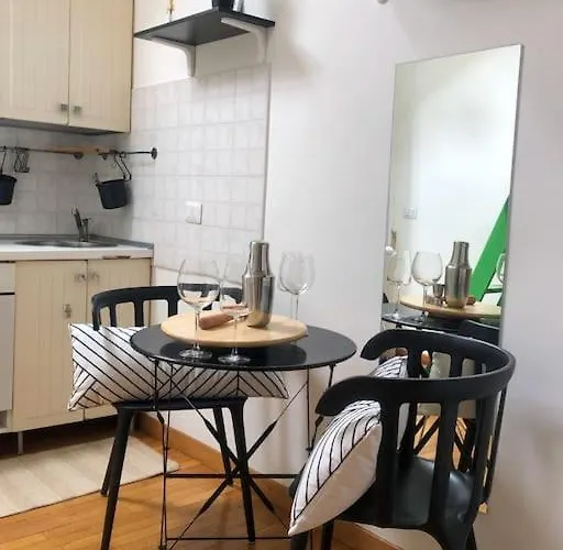 Flat 46