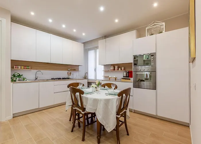 Bright Apt In Milano Citta Studi - 2 Balconies