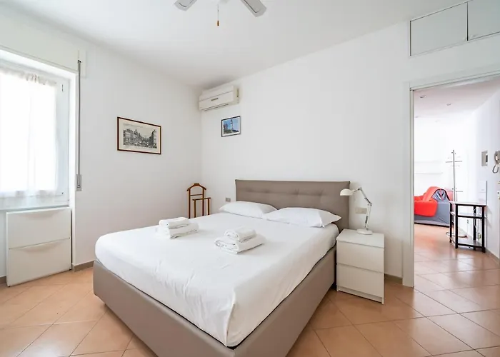 Milano Cozy Apt X4 - 450 Far From Lambrate Fs