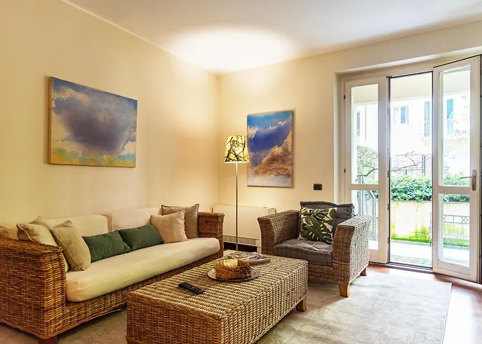 Moscova-Brera Elegante Con Giardino Privato