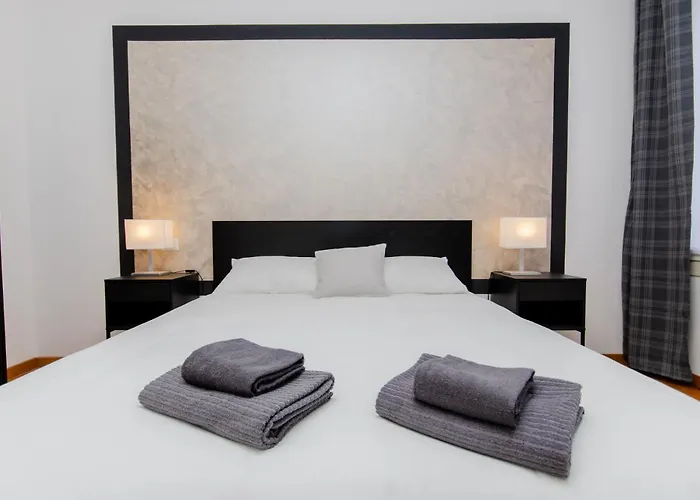 Silver Room
