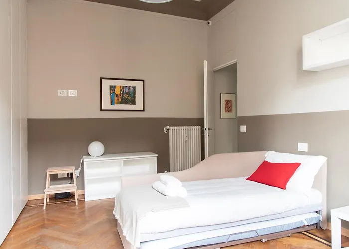 Youhosty - Chinatown Bright And Luxury Apartment