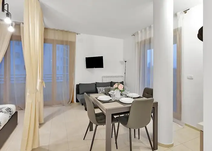 10 Min From Milan Linate-Private Garage