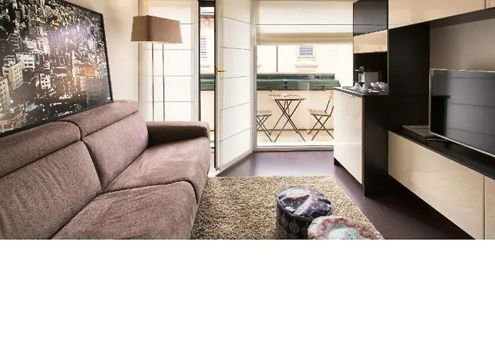 Delightful Two-Room Apartment In Brera