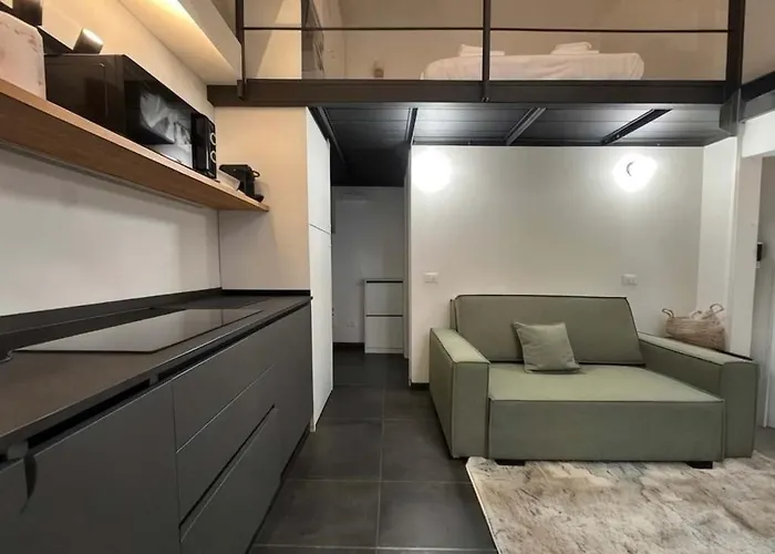 Homeby, Loft Cicco Urban Elegance In Milan