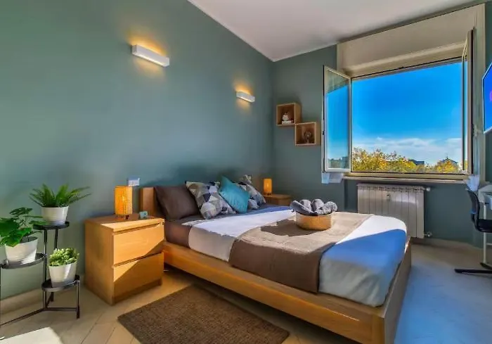 Charmy & Cozy Panoramic Flat 50M From M4 Stop