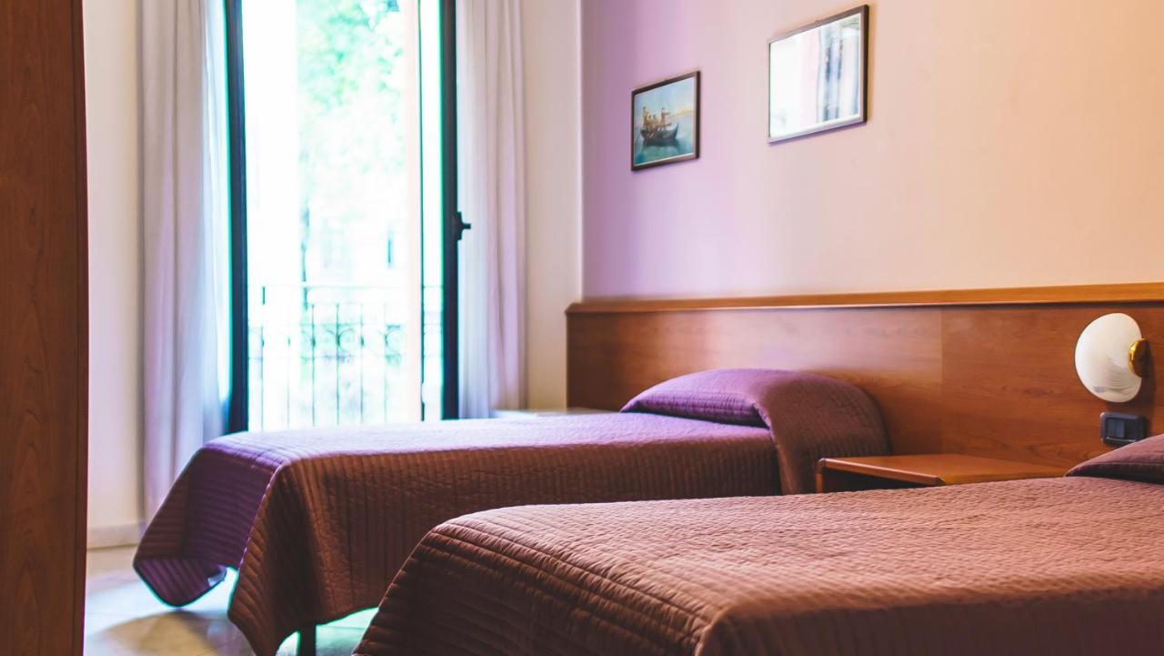 Venini Hotel 3*