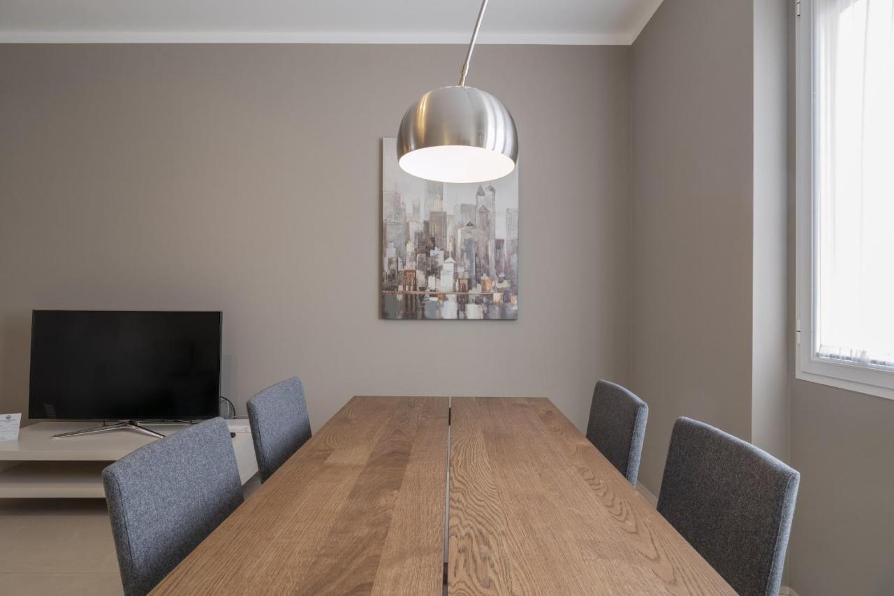 Contempora - Cavallotti 13 - B62 * Mailand
