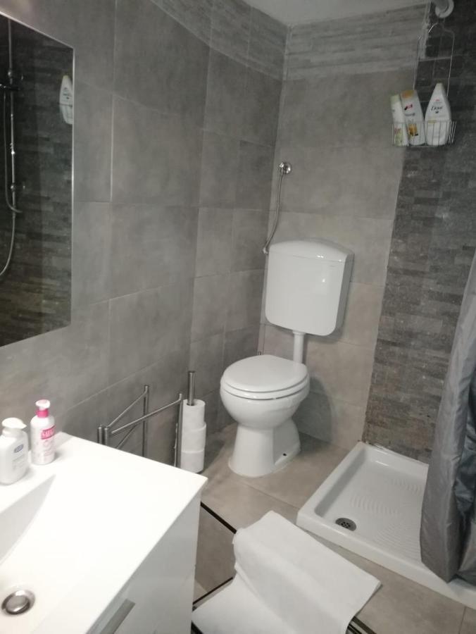 3 * Milaan