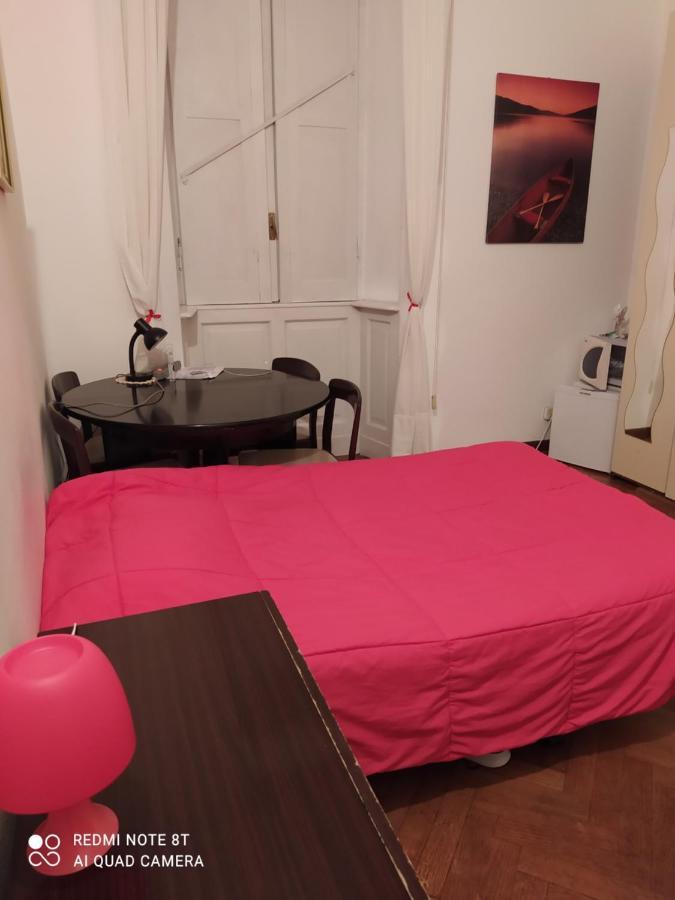 1room In Gasthuis Milaan