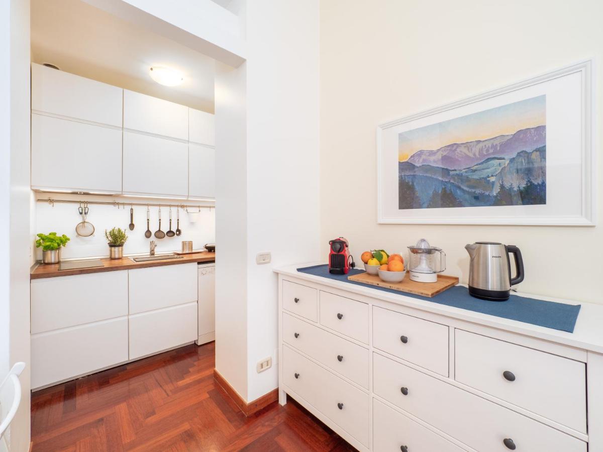 Liberty Architectural Jewel Apartment *