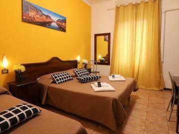 Hotel Royal 3*