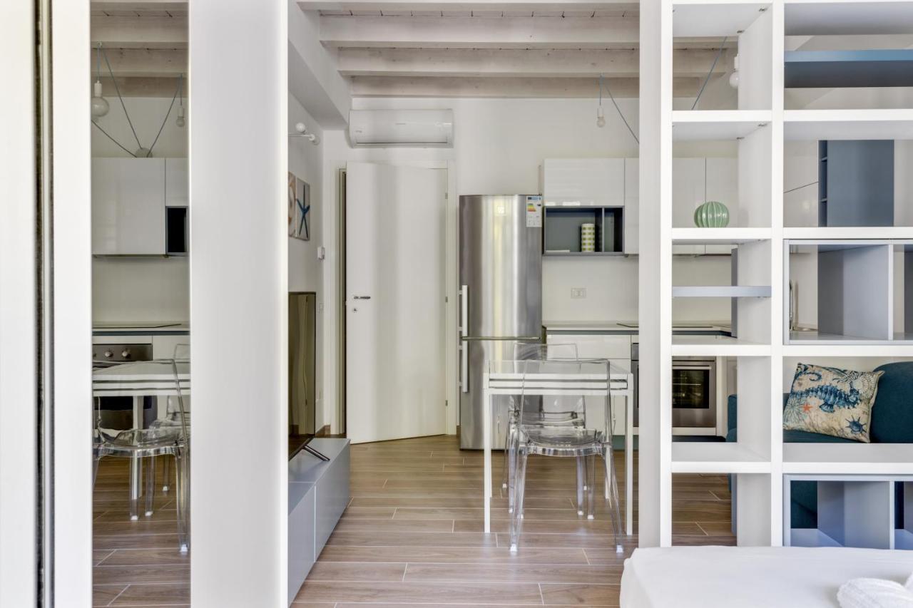 Loft Moderno Sui Navigli * Milano