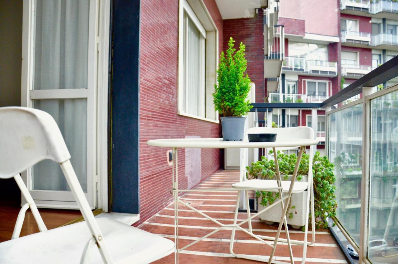 New Renovated With Balcony Porta Romana Apartment