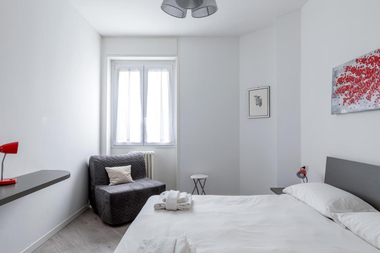 Piazza De Angeli M1 Comfortable Flat With Balcony * Milaan
