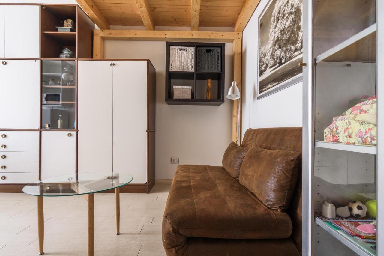 Apartment Charming Nest In The Heart Of Milano-isola *
