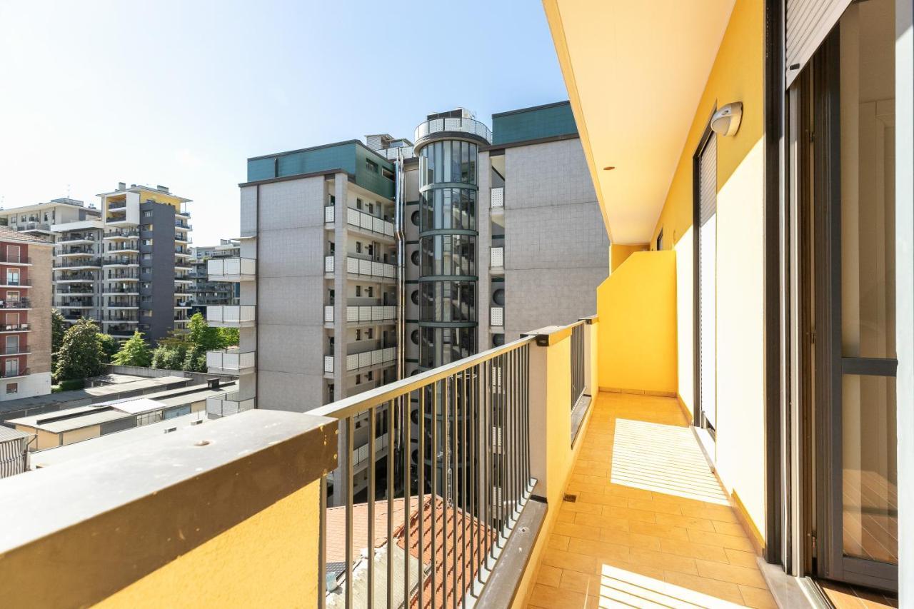 Alessia's Flat - Affori Milan