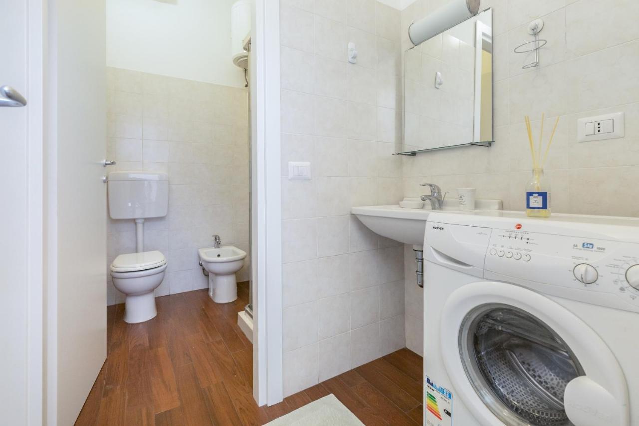 Alessia's Flat - Affori Apartment Milan