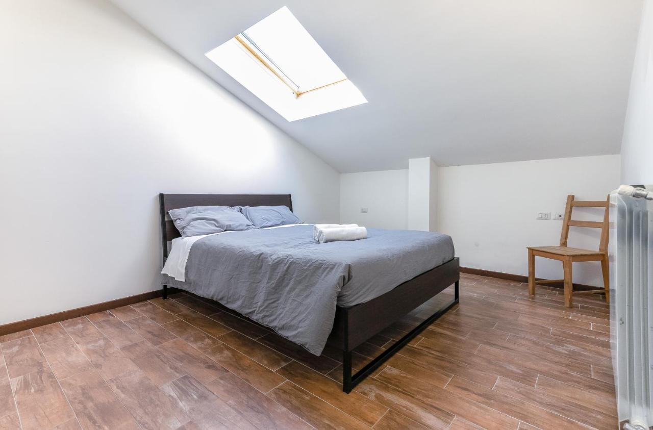 Alessia's Flat - Affori Apartment Milan