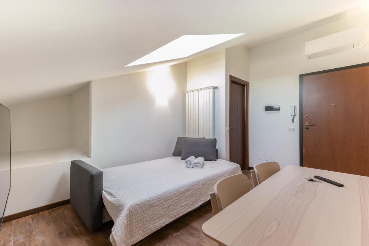 Alessia's Flat - Affori Milan