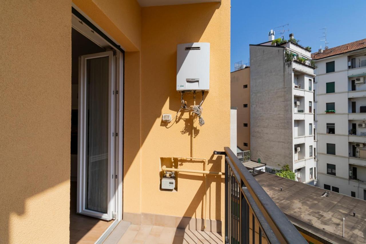 Altido Warm And Inviting Flat With Balcony * Milano