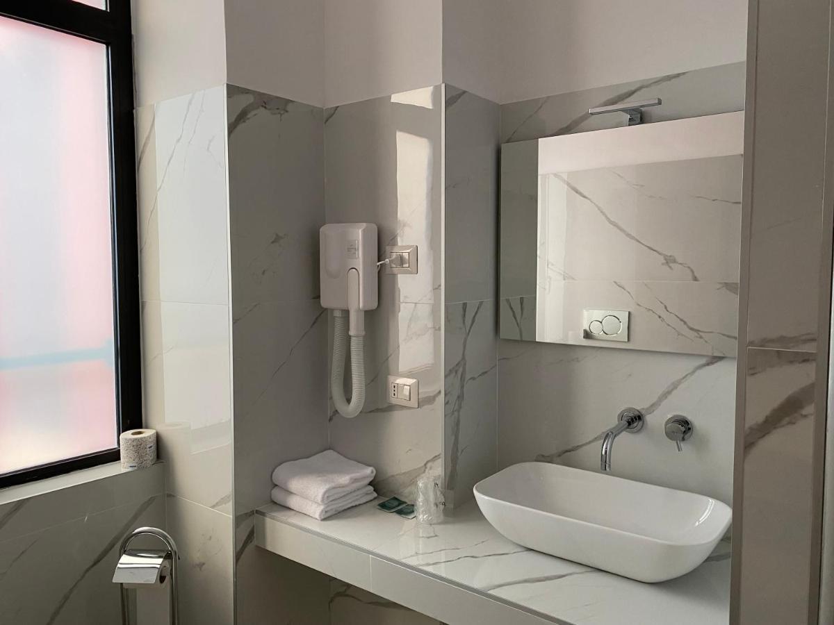 Oasi Village Hotel Mailand
