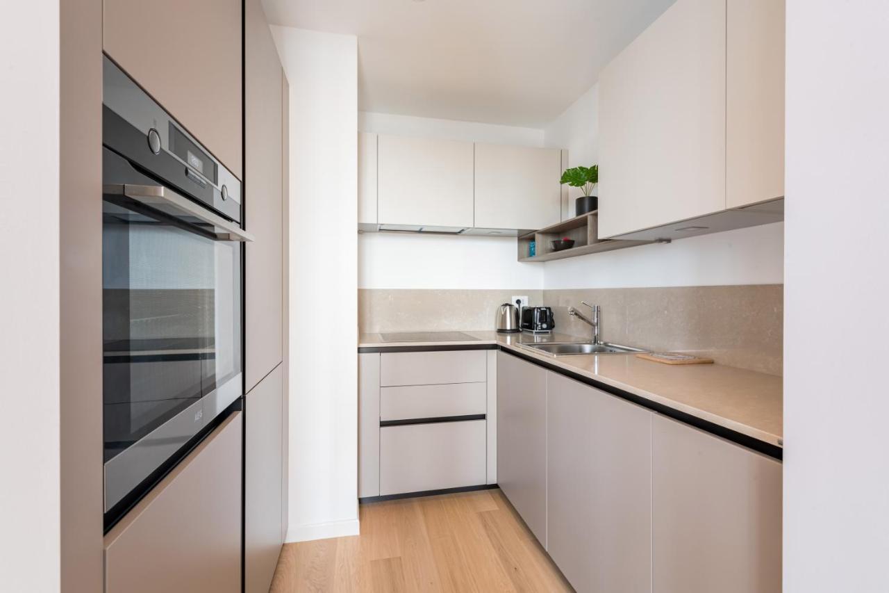 Sweett - Tower Apartment Milan
