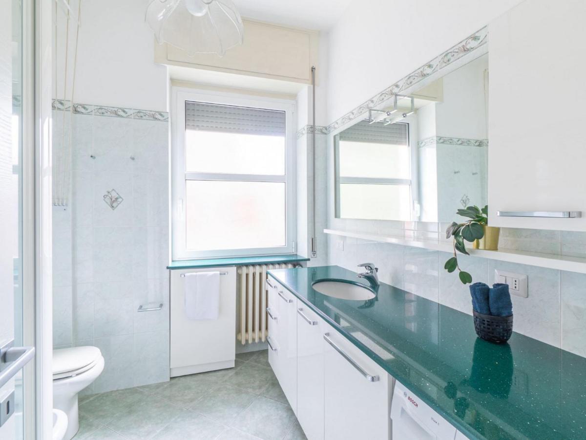 Appartamento Cozy One-bedroom With 2 Balconies In Sempione District *