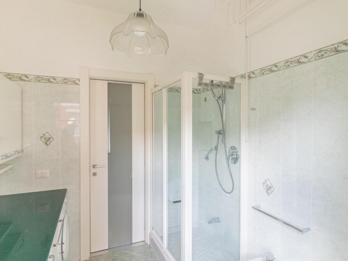 Cozy One-bedroom With 2 Balconies In Sempione District * Milano