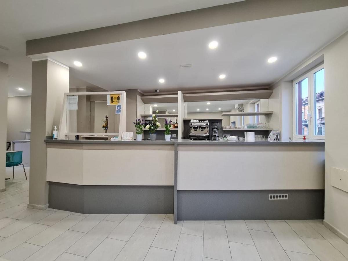20 Hotell