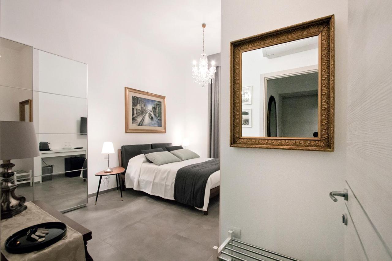 Imhome - Porta Romana Guest house *